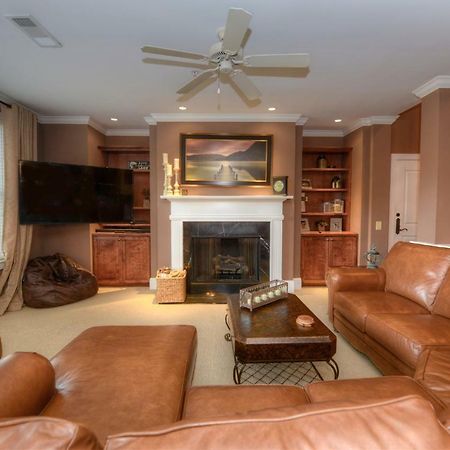 The Village Condo Greensboro Buitenkant foto