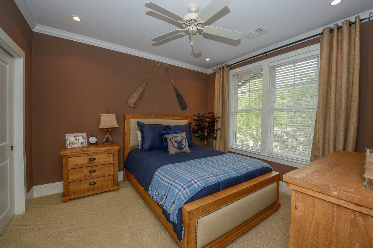 The Village Condo Greensboro Buitenkant foto